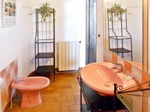 Homerez � Holiday Home Rue Bassac