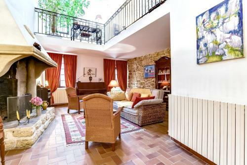 Homerez � Holiday Home Rue Bassac
