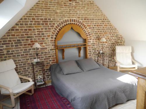 Bed & Breakfast Chambres D'h�tes Et Roulottes Le Clos Du Quesnay