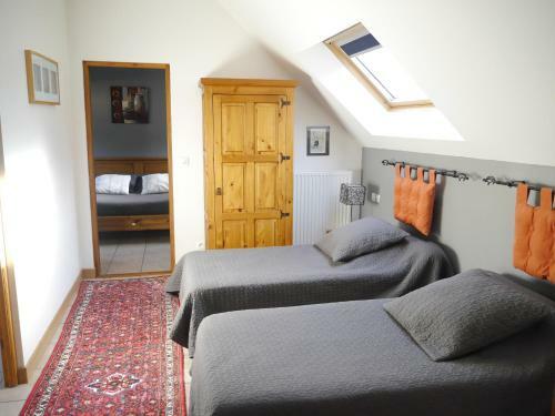 Bed & Breakfast Chambres D'h�tes Et Roulottes Le Clos Du Quesnay