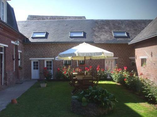 Bed & Breakfast Chambres D'h�tes Et Roulottes Le Clos Du Quesnay