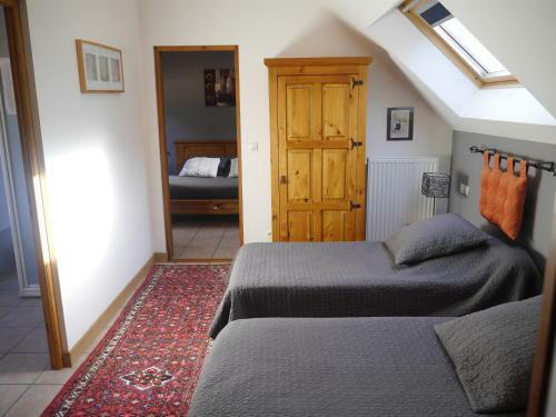 Bed & Breakfast Chambres D'h�tes Et Roulottes Le Clos Du Quesnay