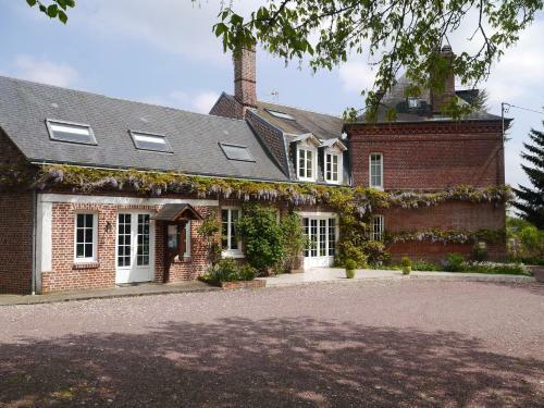 Bed & Breakfast Chambres D'h�tes Et Roulottes Le Clos Du Quesnay