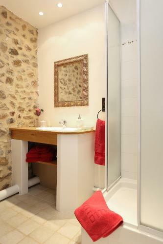 Bed & Breakfast Chambres D'h�tes L�one Haute