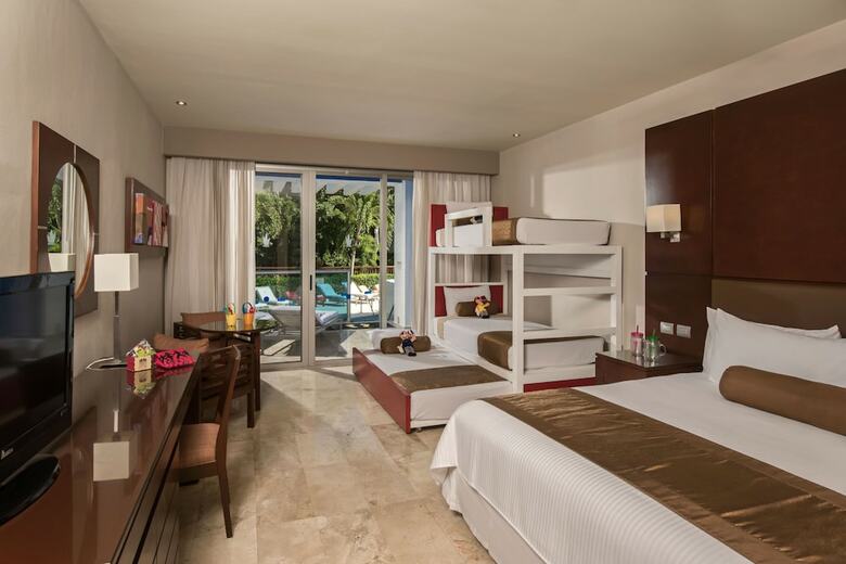 Hotel Grand Sunset Princess