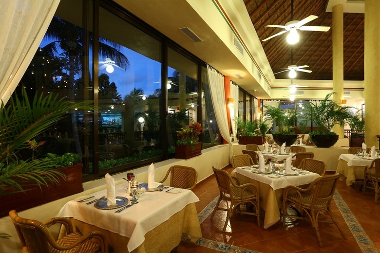 Hotel Bahia Principe Grand Coba