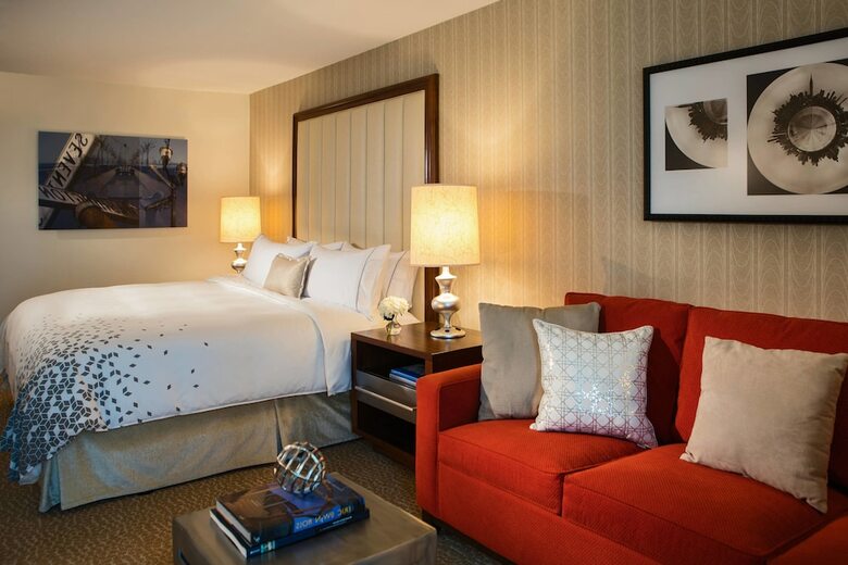 Renaissance Newark Airport Hotel