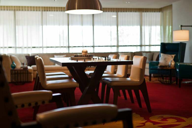 Renaissance Newark Airport Hotel