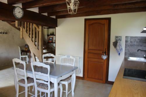 G�te � L'ombre Des Ch�nes