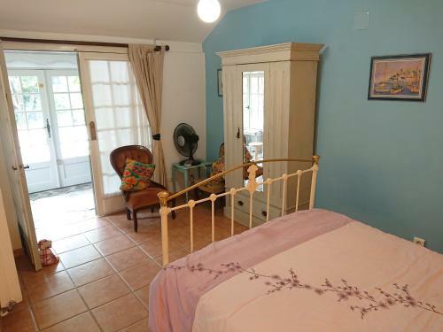 Bed & Breakfast Les Montades Chambres D'h�tes