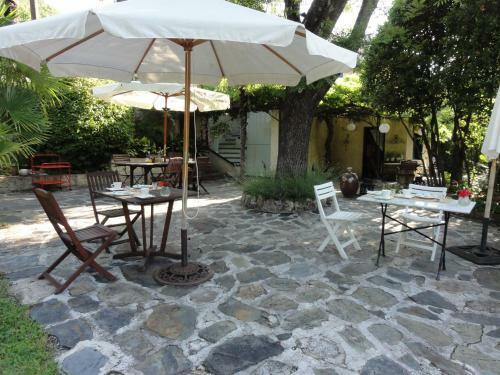 Bed & Breakfast Les Montades Chambres D'h�tes
