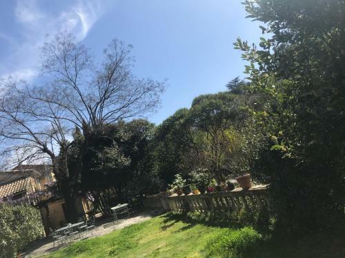 Bed & Breakfast Les Montades Chambres D'h�tes