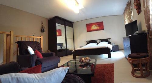 Bed & Breakfast G�te Et Chambre D'h�tes La Petite Source