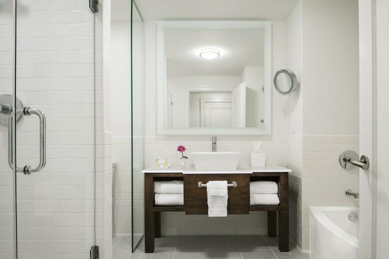 Hotel The Marker Waterfront Resort Key West