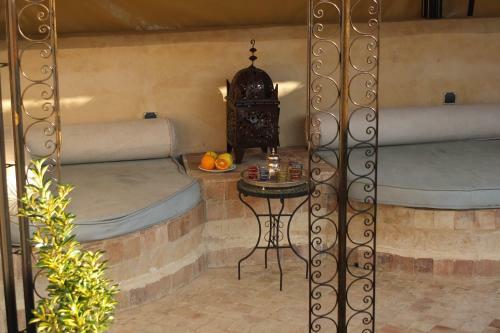 Riad Guesthouse Dar Othmane