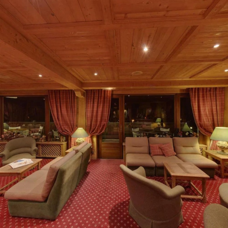 Hotel Aux Ducs De Savoie