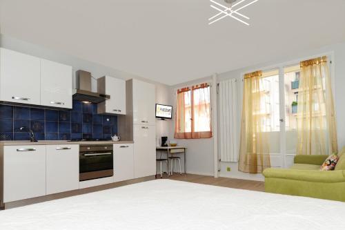 Apartamentos Blue Lagon Five Stars Holiday House