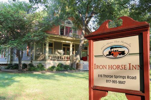 Bed & Breakfast Iron Horse Inn
