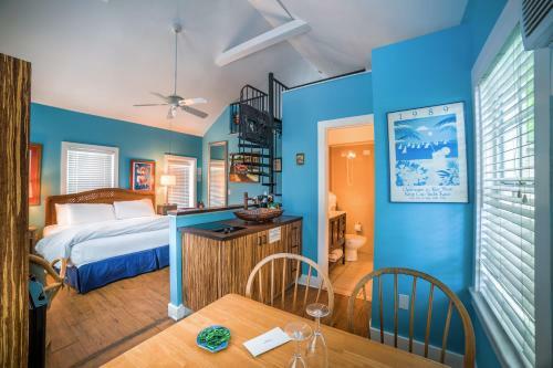 Bed & Breakfast Seascape Tropical Inn