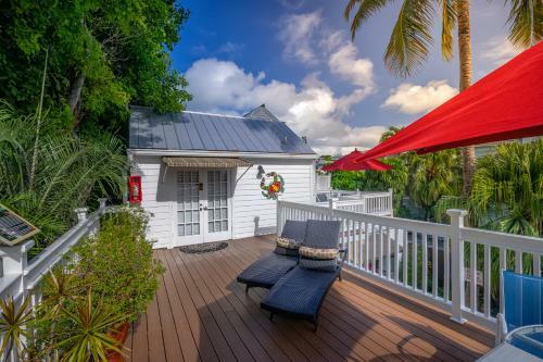 Bed & Breakfast Seascape Tropical Inn