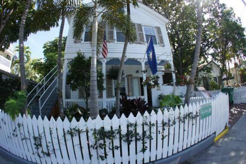 Bed & Breakfast Seascape Tropical Inn