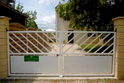 Bed & Breakfast Chambres D'h�tes Le Clos Du Murier