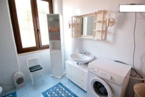 Apartamento Trilocale Margine Rosso