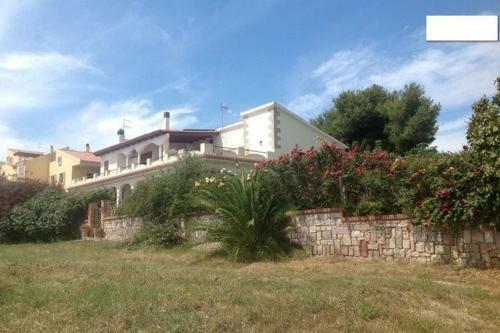 Apartamento Trilocale Margine Rosso