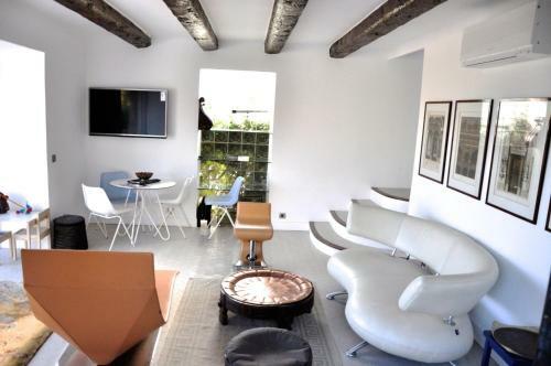 Villa C�te D'azur View Of Cannes Bay