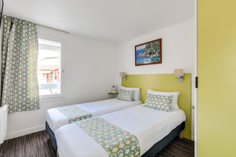 Hotel Initial By Balladins Bordeaux / Eysines