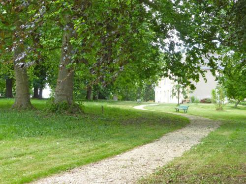 Hostal Maison D'h�tes Le Ch�teau De Puxe