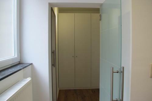 Apartment Tour & Taxis 3