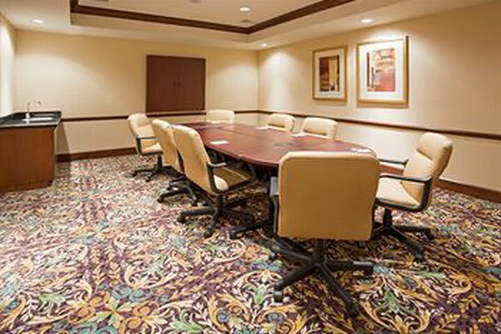 Hotel Staybridge Suites Milwaukee West-oconomowoc