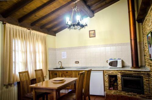 Agroturismo Casas Rurales Taramundi Verde