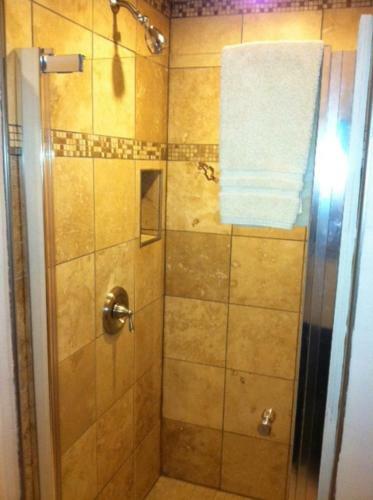 Hostal 463 Beacon Street Guest House
