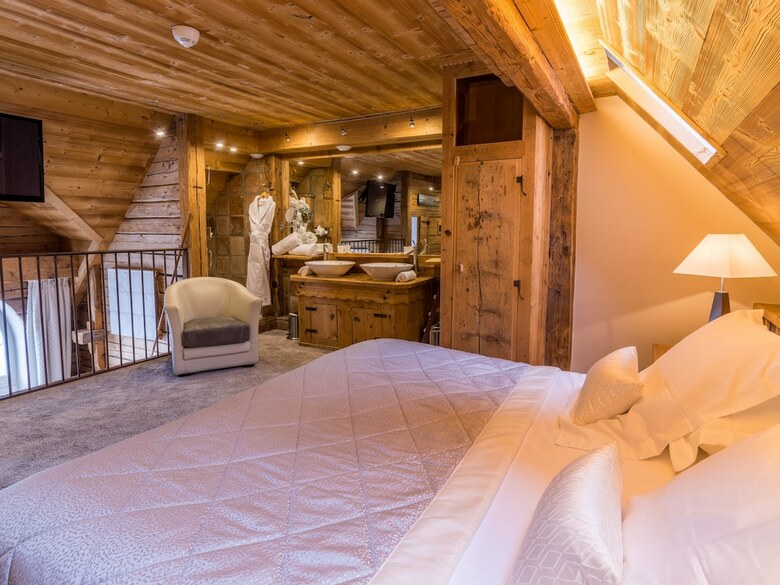 Hotel H�tel Restaurant Yoann Conte Bord Du Lac