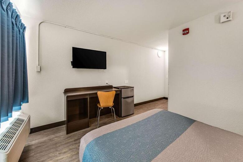 Motel 6 Fort Wayne