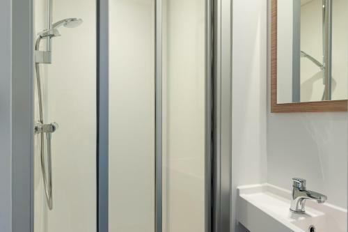 Lemon Hotel Montagny L�s Beaune
