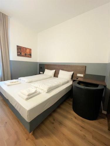 Hotel Apadana Frankfurt