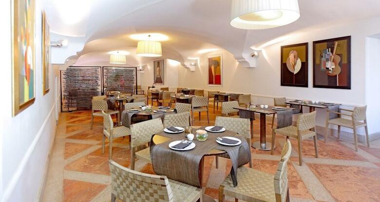 Hotel NH Collection C�ceres Palacio de Oquendo