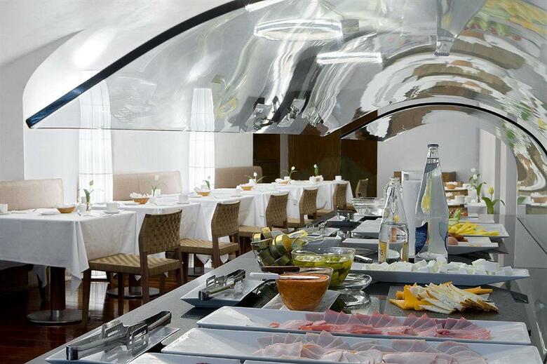 Hotel NH Collection C�ceres Palacio de Oquendo