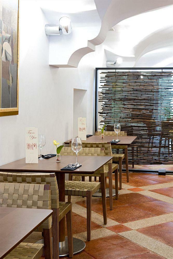 Hotel NH Collection C�ceres Palacio de Oquendo