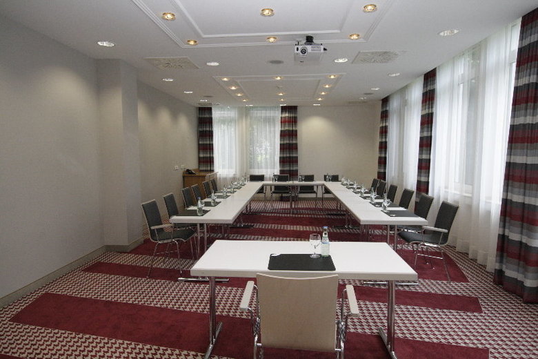 Hotel Holiday Inn Frankfurt Airport