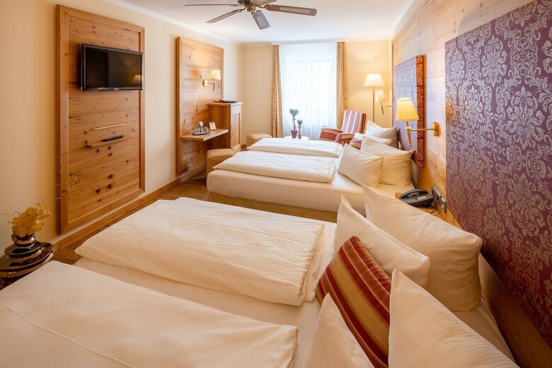 Hotel Kurcafe