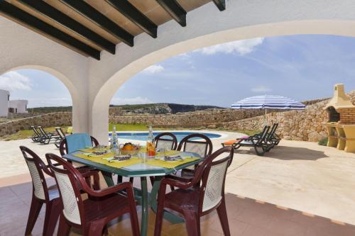 Villa Lira
