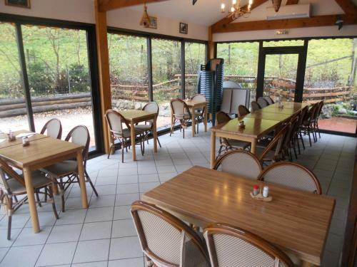 Hotel Auberge Du Saut Des Cuves