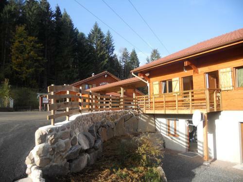 Hotel Auberge Du Saut Des Cuves