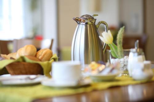 Hostal Hotel Garni Schilling