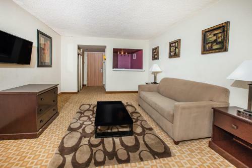 Motel Quality Inn & Suites Sherman