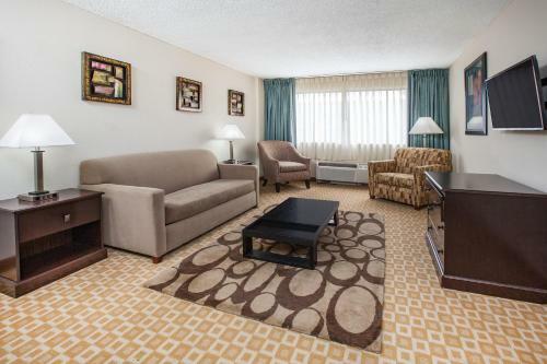 Motel Quality Inn & Suites Sherman